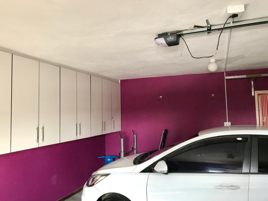 4 Bedroom Property for Sale in Amalinda Eastern Cape